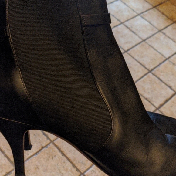 Michael Kors - Black Ankle bootie - Picture 4 of 8
